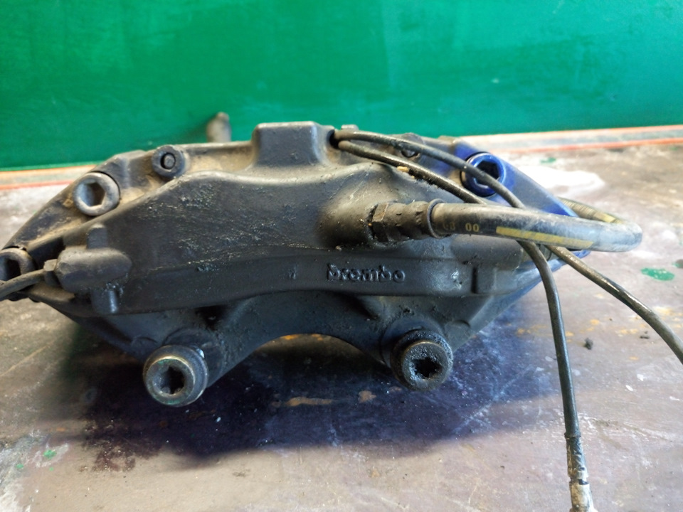 Brembo 4