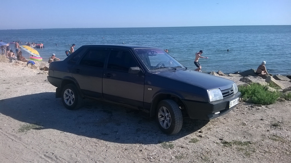 На морі) 1