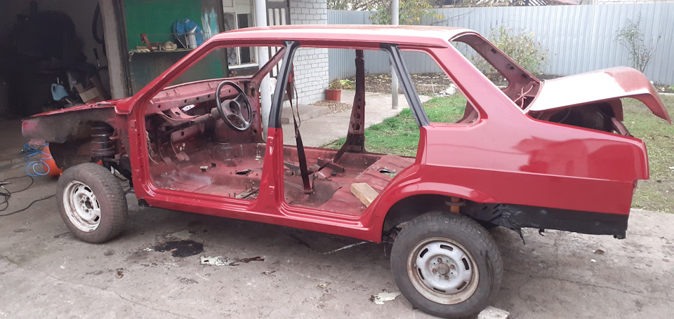 Авто після фарбування. Обробка прихованих порожнин мовилью. 2