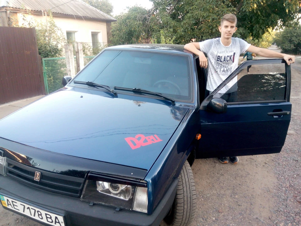 D2ru на капот