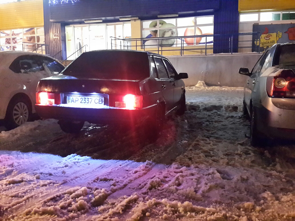 Люки, зима и подсветка))) 2