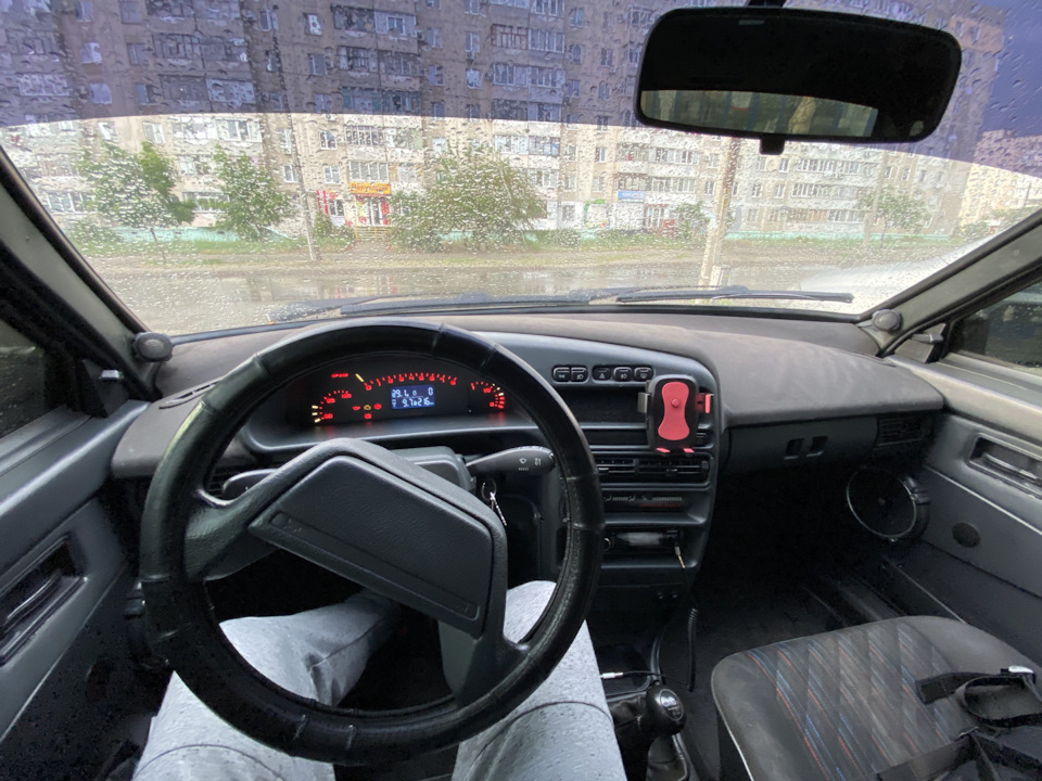 Тепер вона була... 4