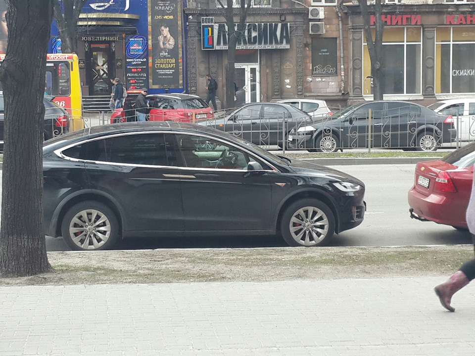 Tesla 3