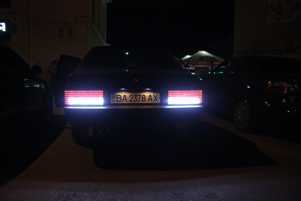 Світлодіодні задні ліхтарі HAND-MADE 3