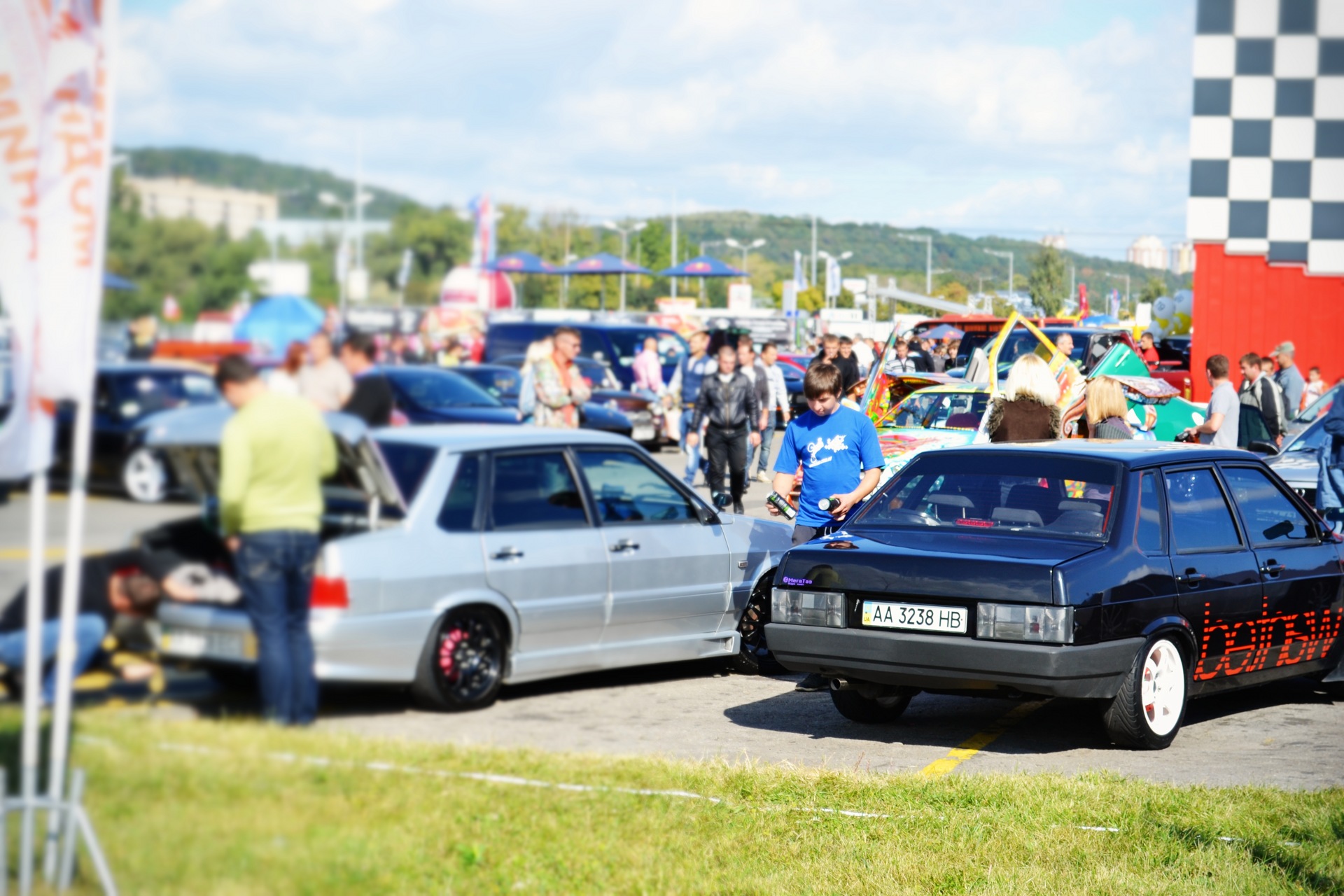 CAR&TUNING SHOW 2011 4