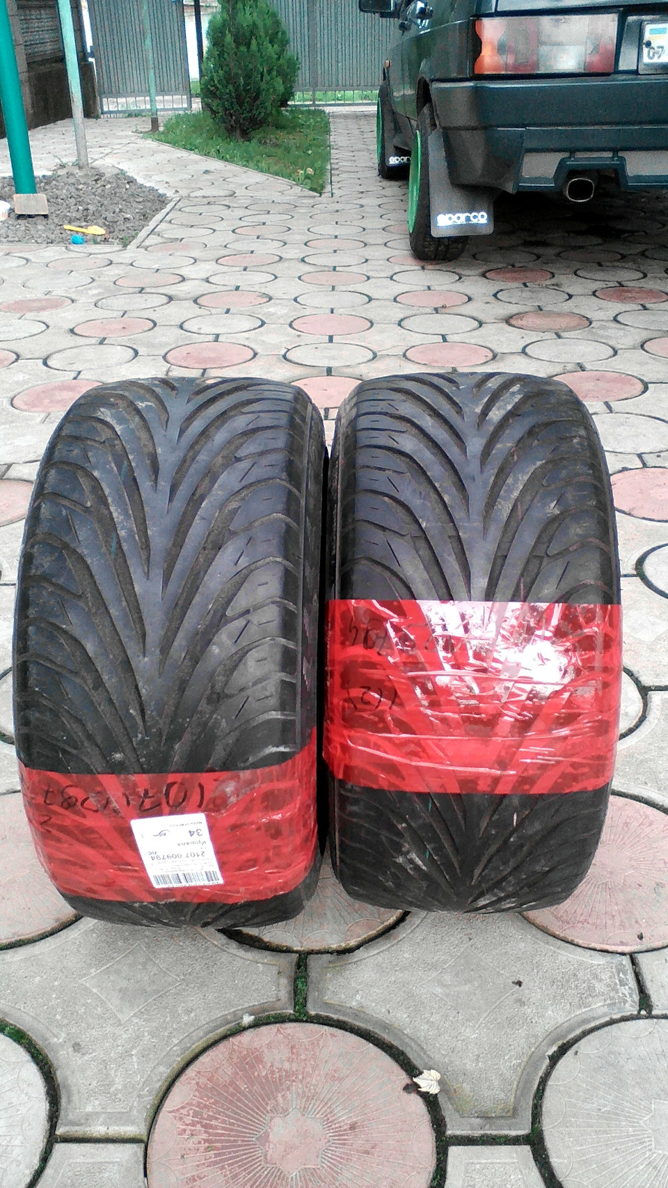 225/40 R14 3