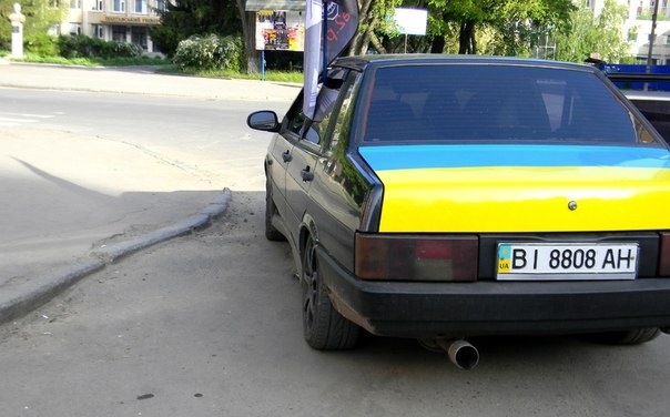 9 травня. 4