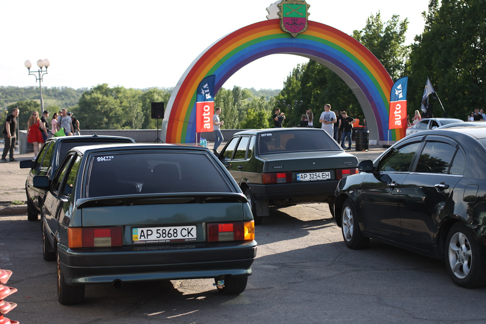 Участвовал в автомобильном флешмобе;) 3