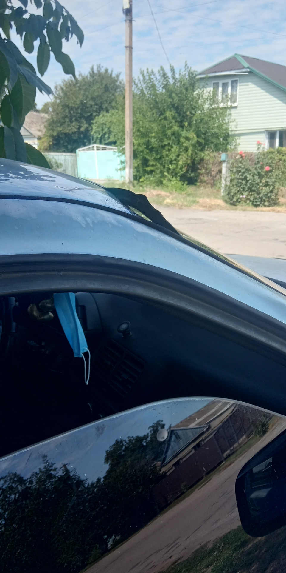 Ущільнювач вітрового скла від пріори 2