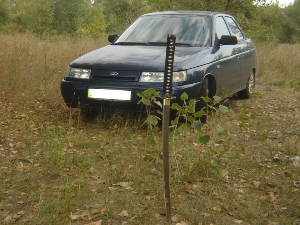 Машина и катана в гармонии