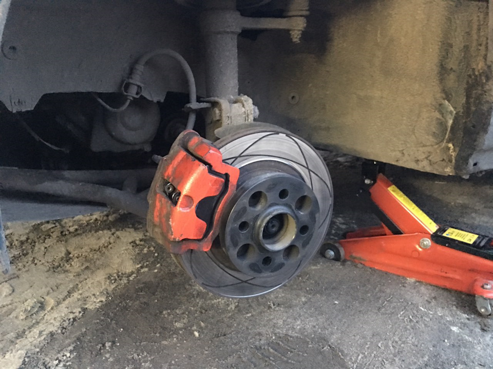 Тормозні колодки brembo 2