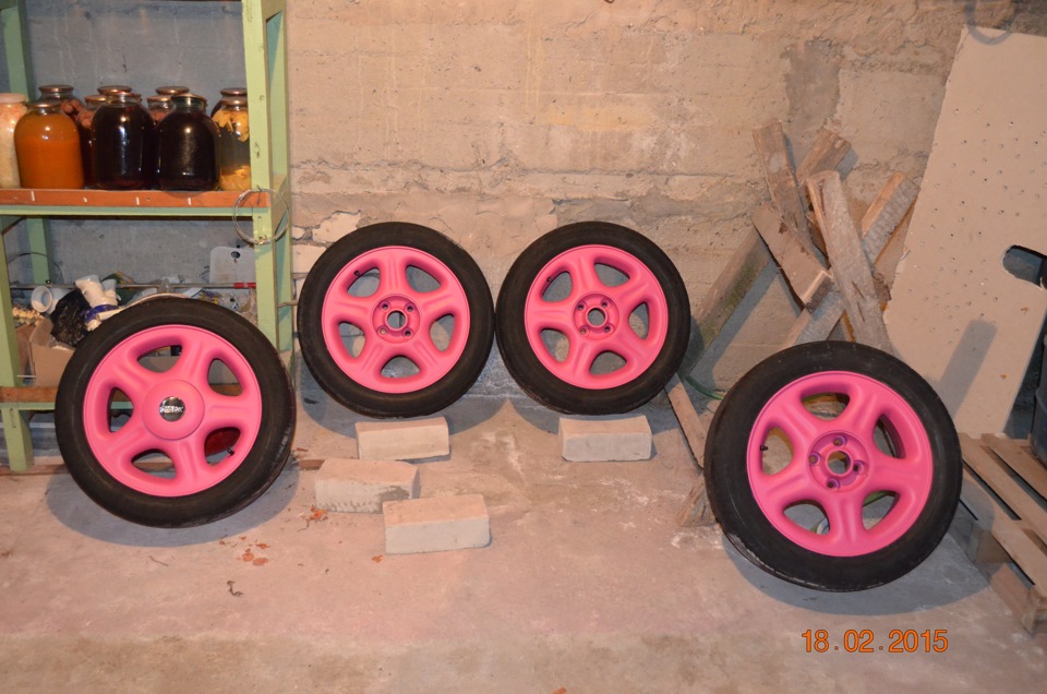 ВЕЛИКІ ФОТО РОЖОВИХ дисків у Plasti Dip 1