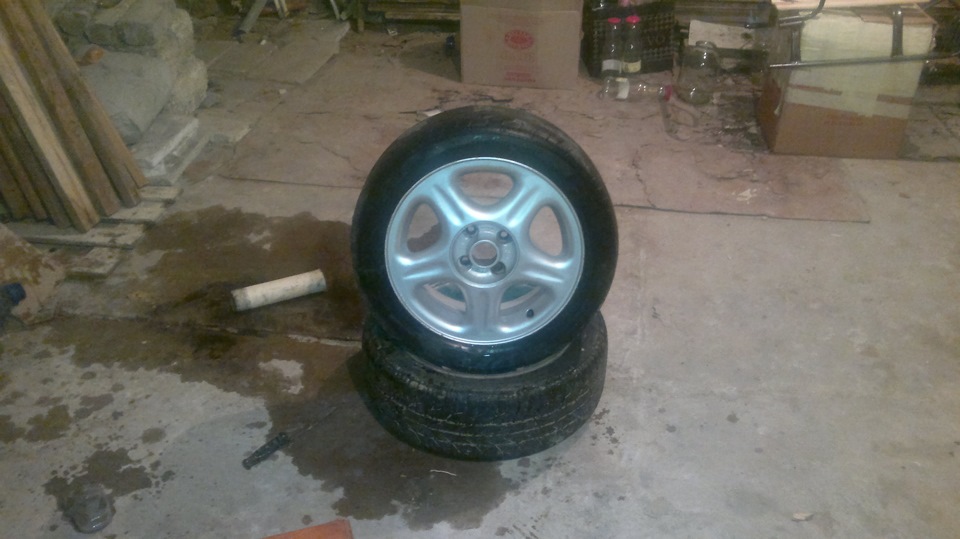 Фарбування дисків у рожевий колір Plasti Dip 1
