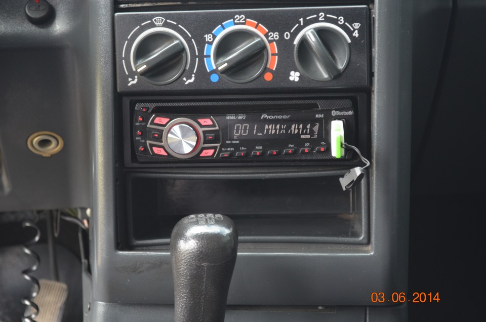 Заміна старої голови на Pioneer DEH 7300Bt 1