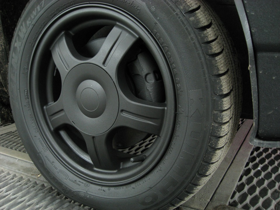 Пофарбував диски Plasti dip гумова фарба 4