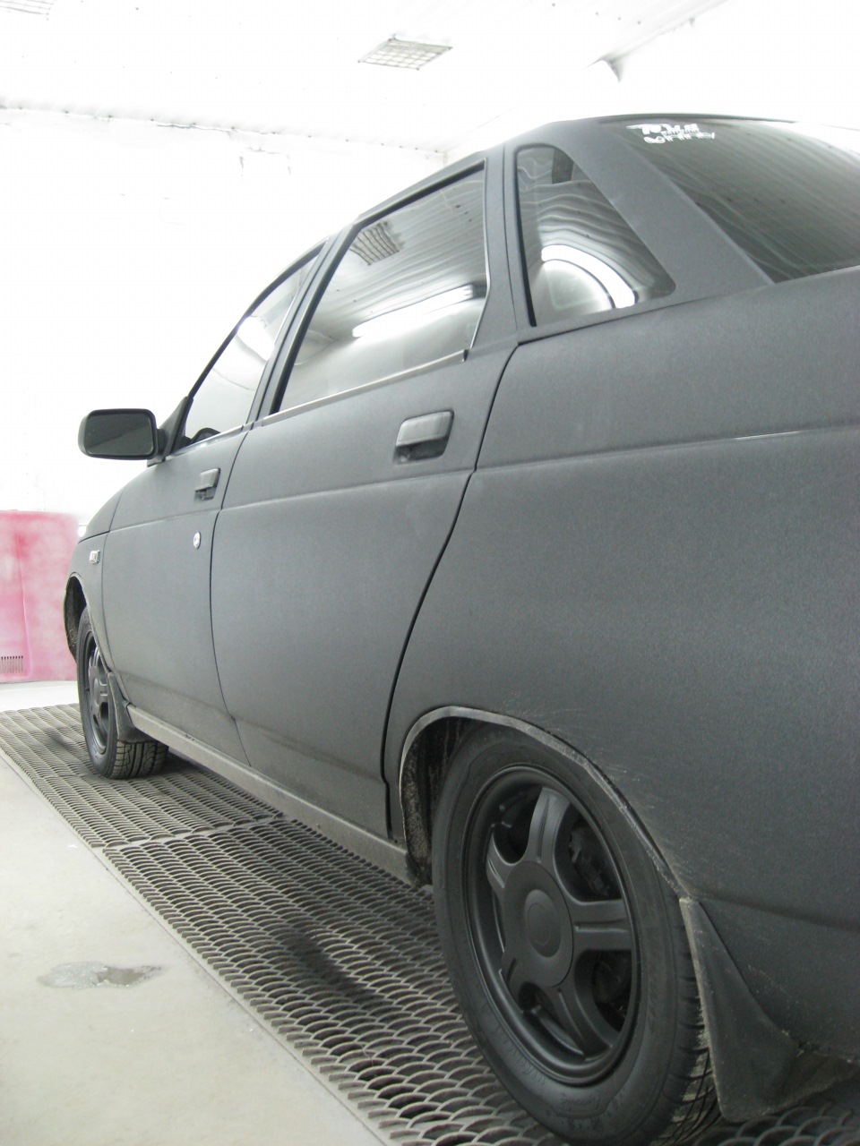 Пофарбував диски Plasti dip гумова фарба 5