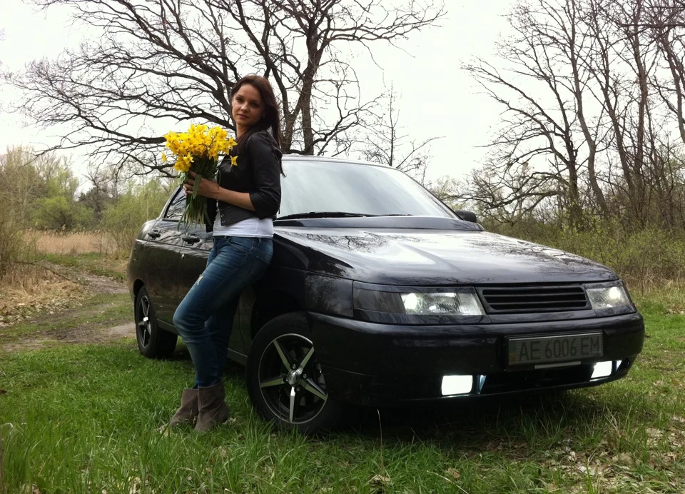 Жовті тюльпани 2012