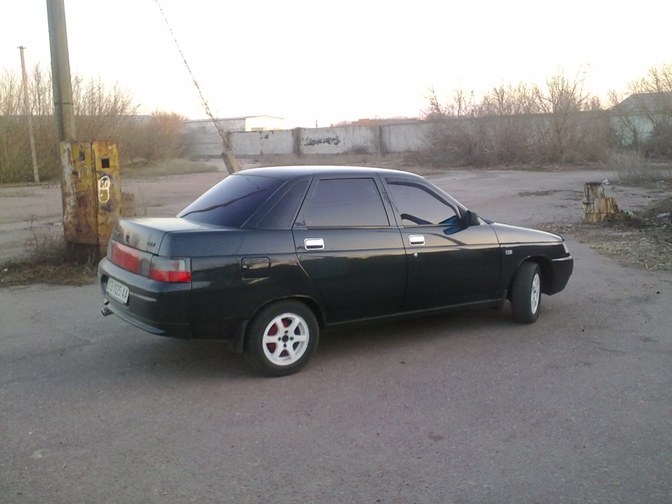 Білі кроси 4