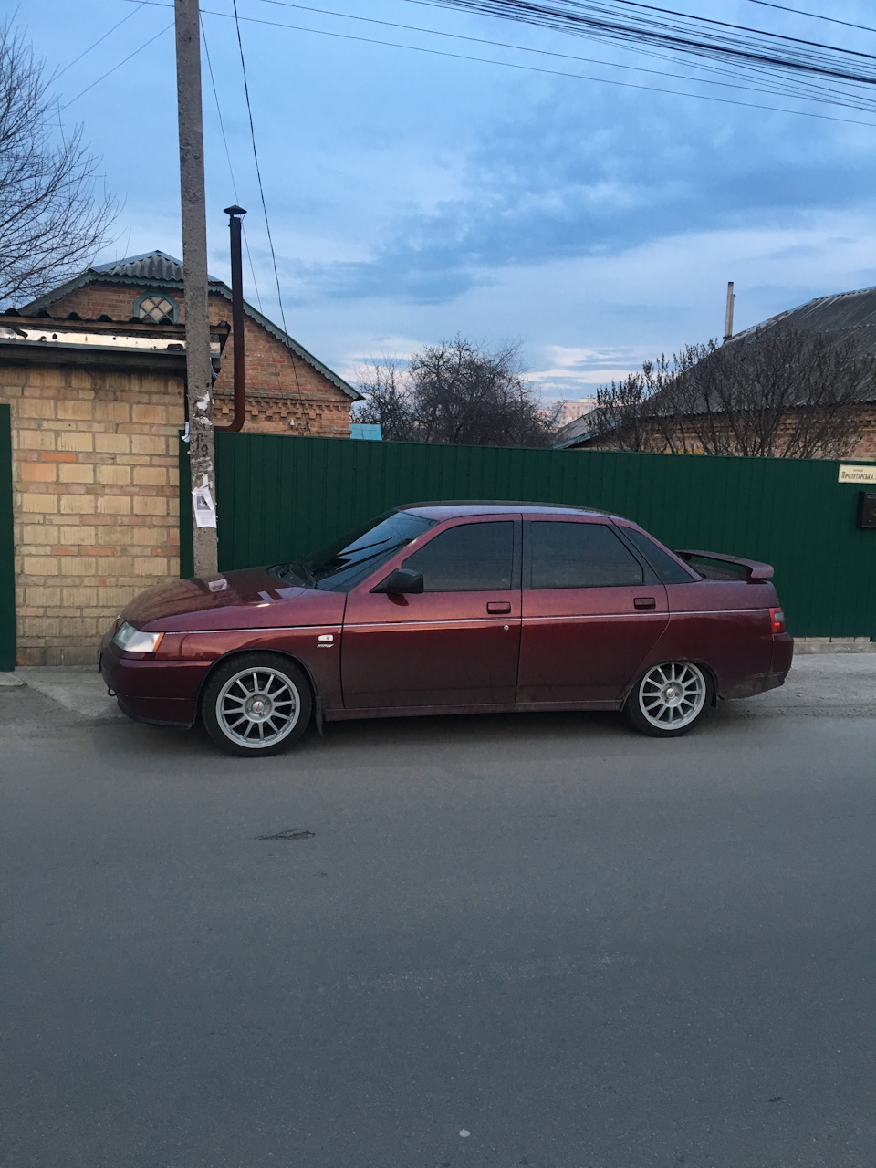 На ВСМПО Веста R16 + Toyo T1R 195/45 1
