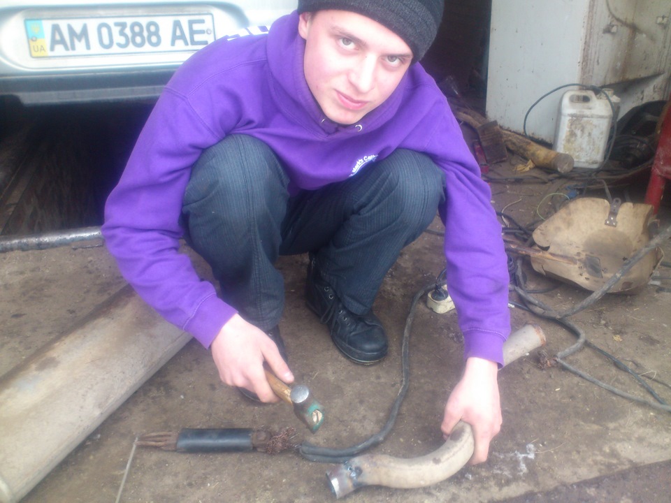 прогорів глушак, одразу заварили 4