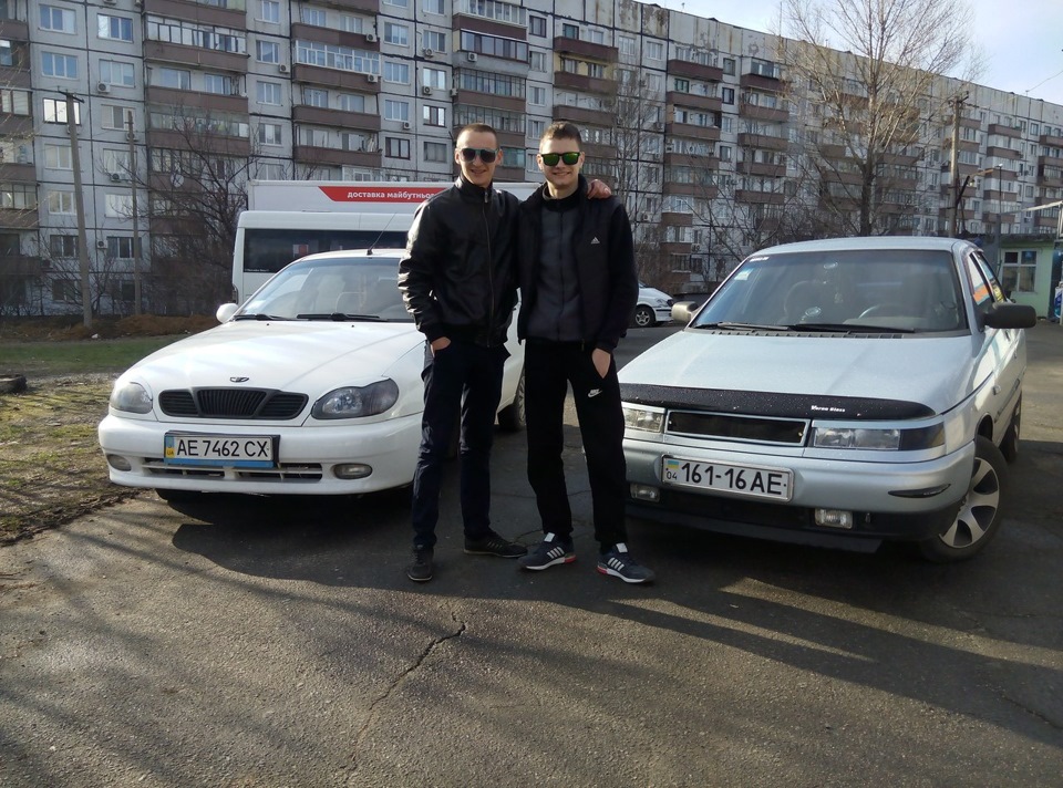 фотографувалися з друганом 4
