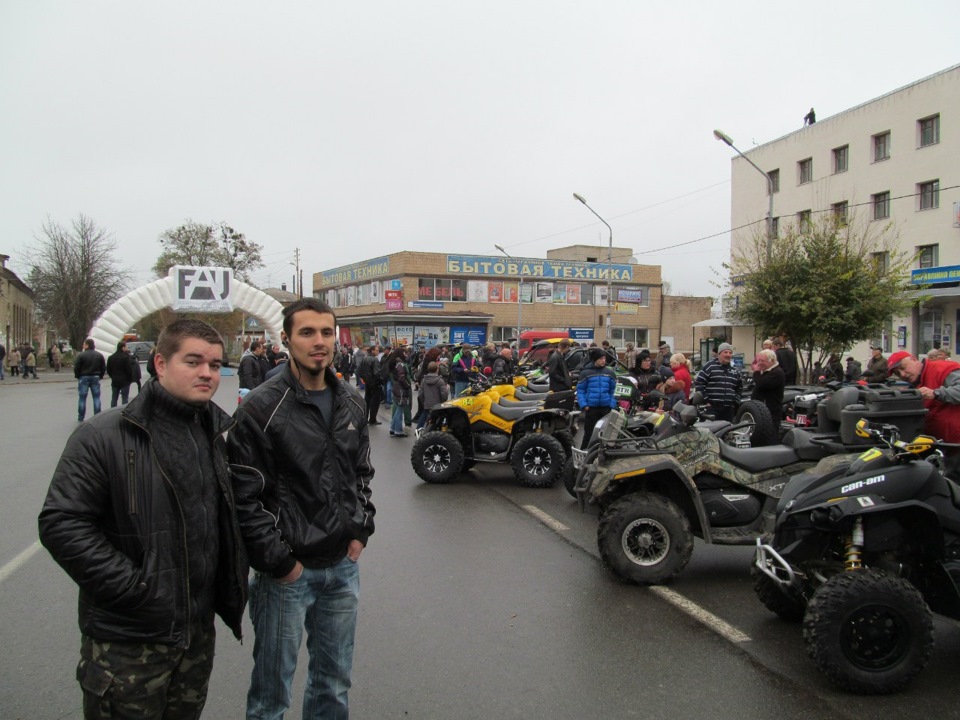 Покатушки на автомобільний тріал Шарукань 4