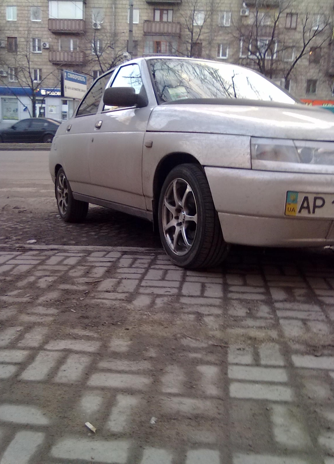 Перевзувся на новий капці) 3