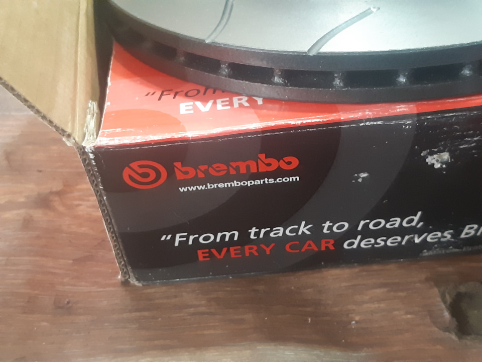 Заміна гальмівних дисків та колодок Brembo&LadaSport 5