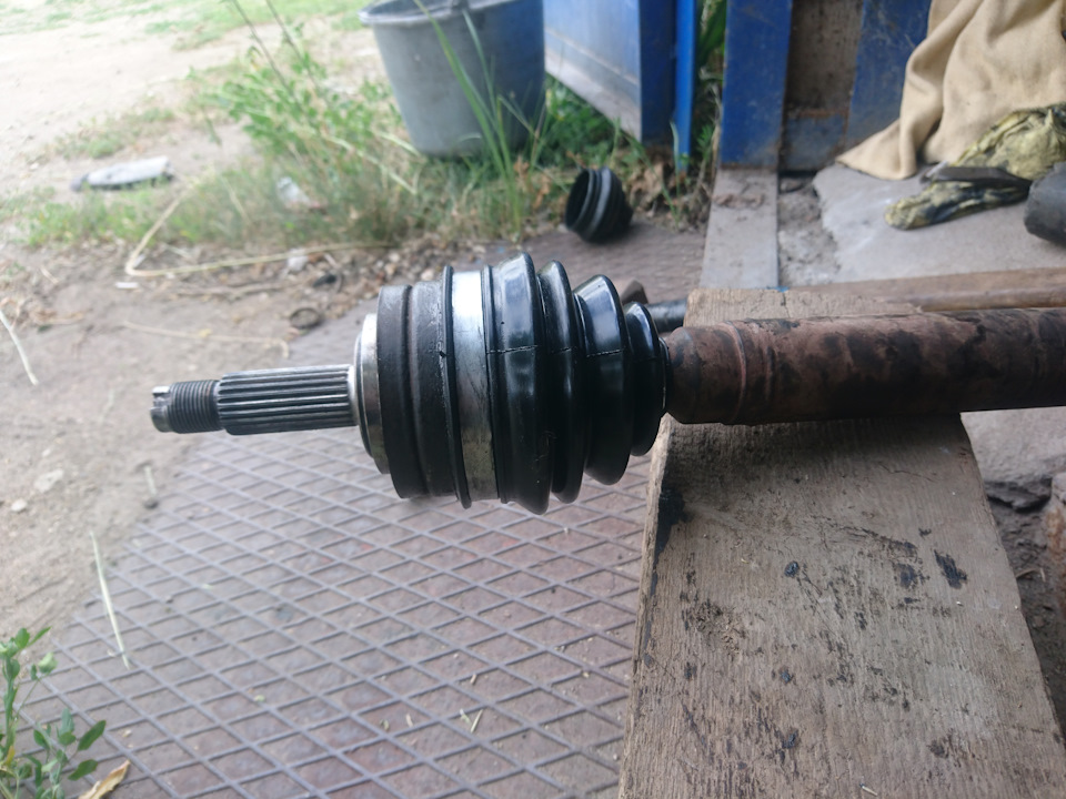 Заміна пильовиків ШРУСа. 2
