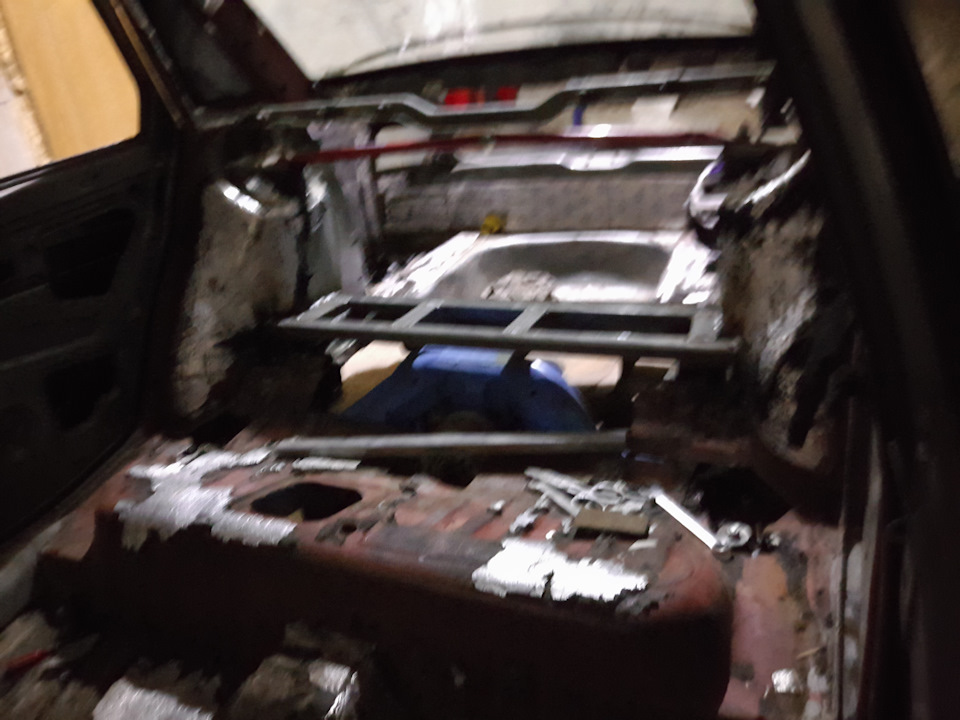 Посилення задньої частини авто 2