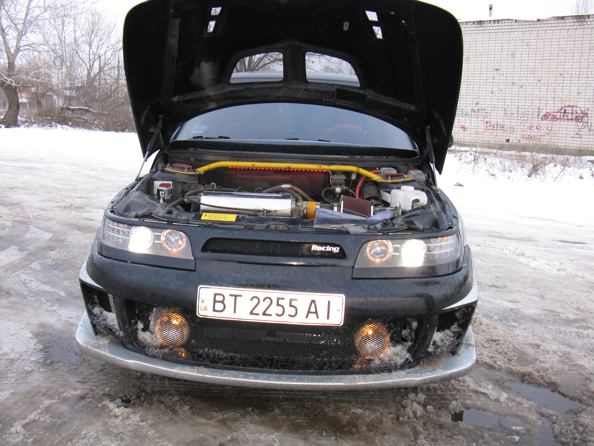 Капот 1