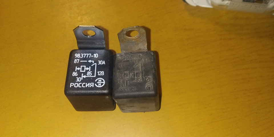Реле сигналу, контактне кільце, термостат, бачок 2170 3