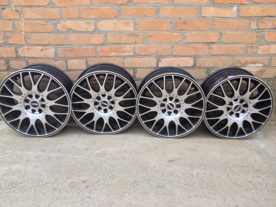 /// R16