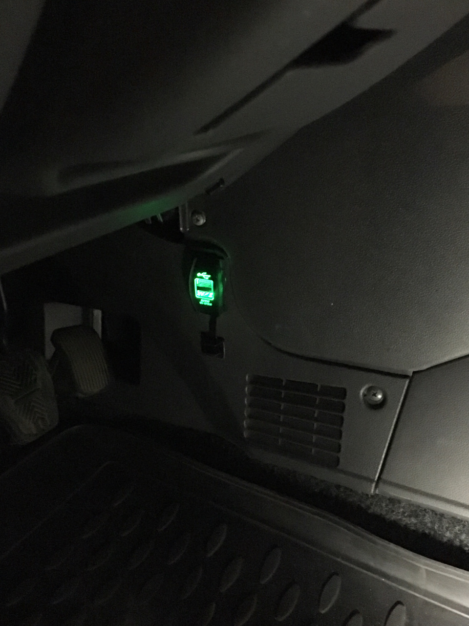 Додатковий USB, приородинадцятий 3