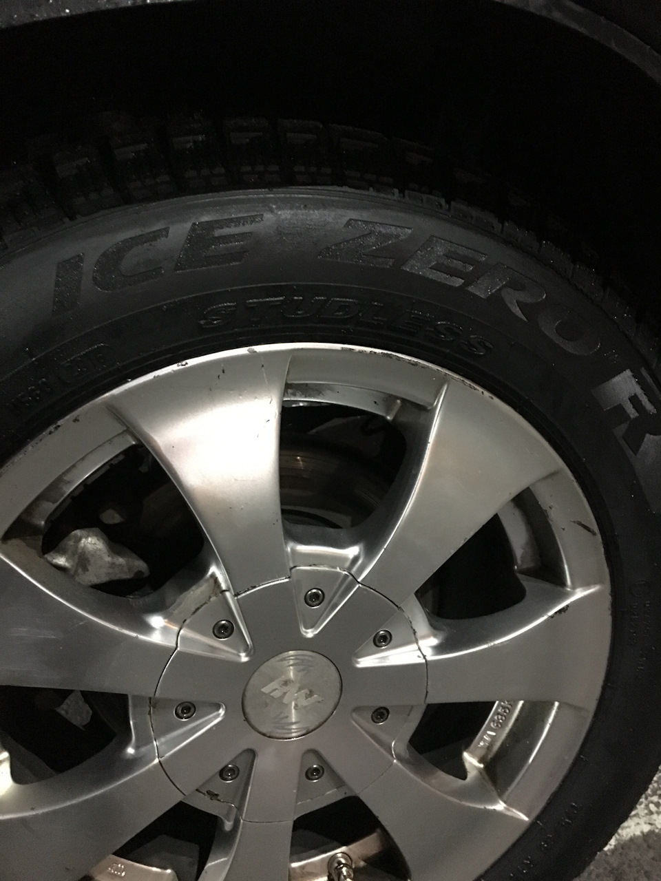 Нові зимові гуми R14 Pirelli Ice Zero 5