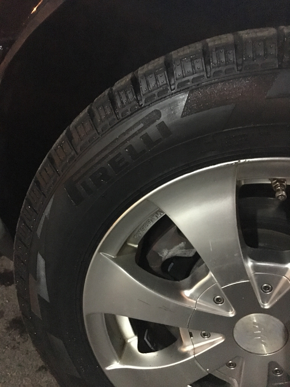 Нові зимові гуми R14 Pirelli Ice Zero 4