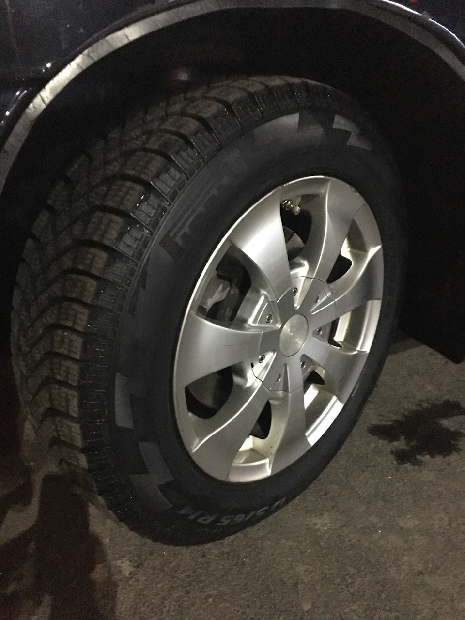 Нові зимові гуми R14 Pirelli Ice Zero 3