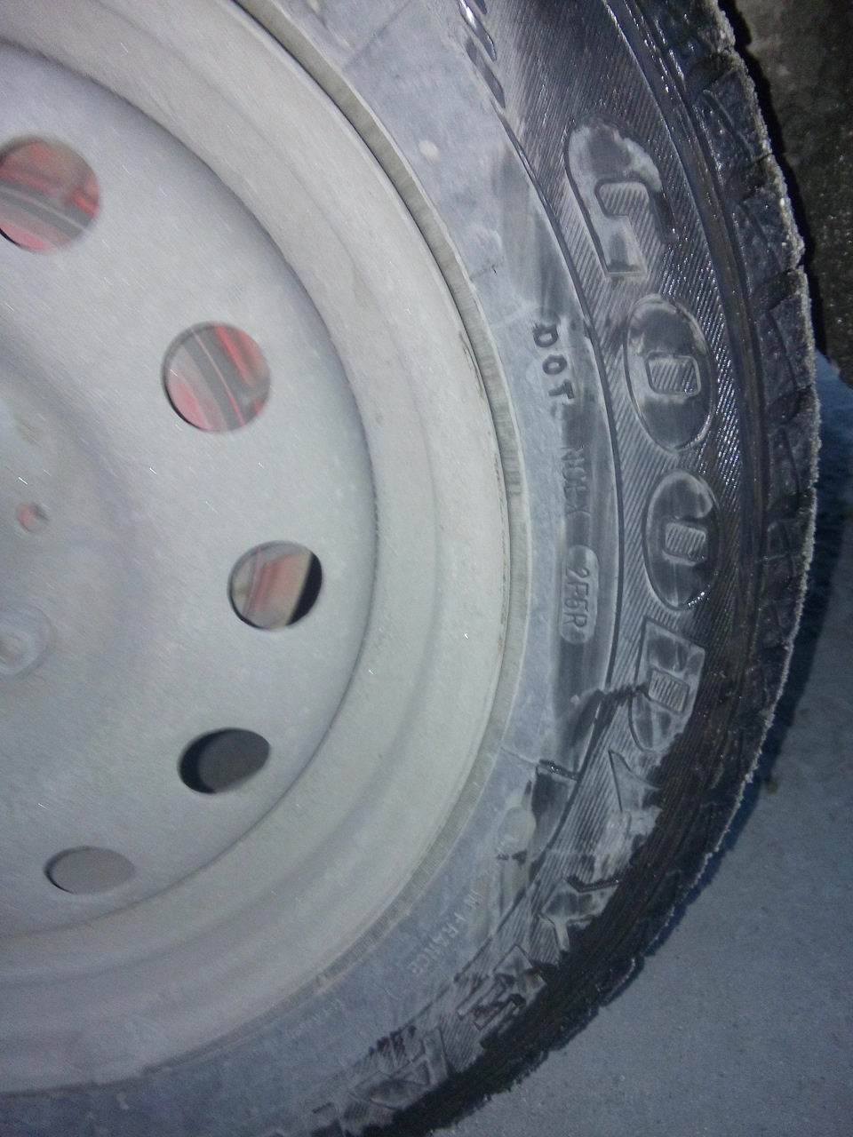 Змінився гумою свої Матадор на Goodyear 1