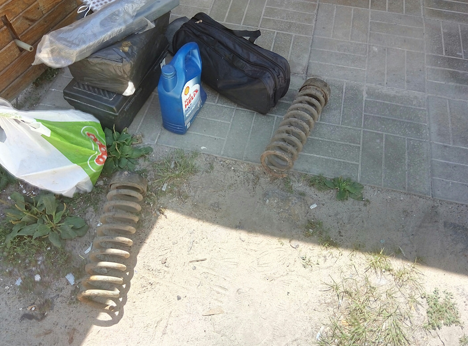 Занижений таз НЕ тішить око! Або частинка Mersedess в Lide:) 1