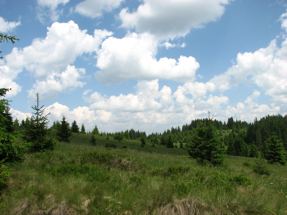 Памір 4