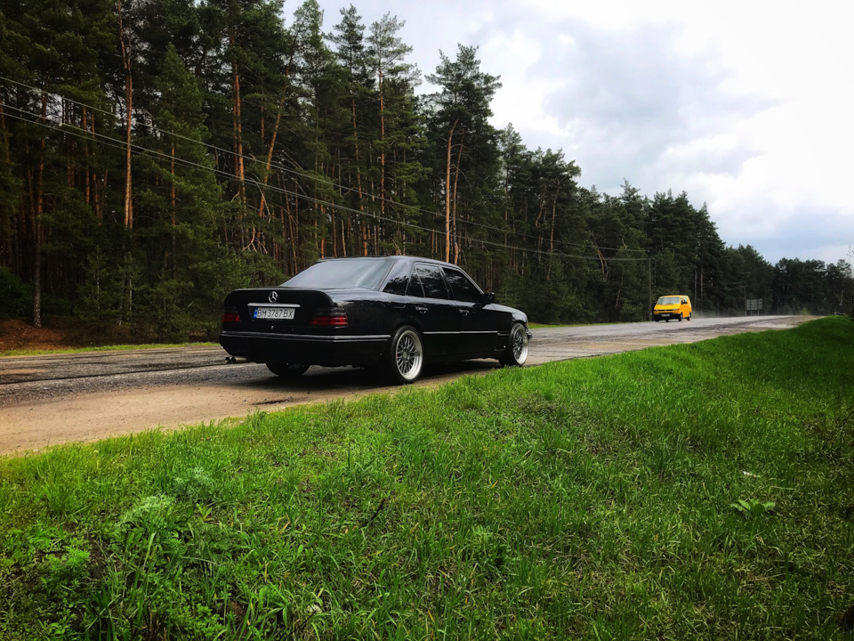 Додав на др2 свого w124 2