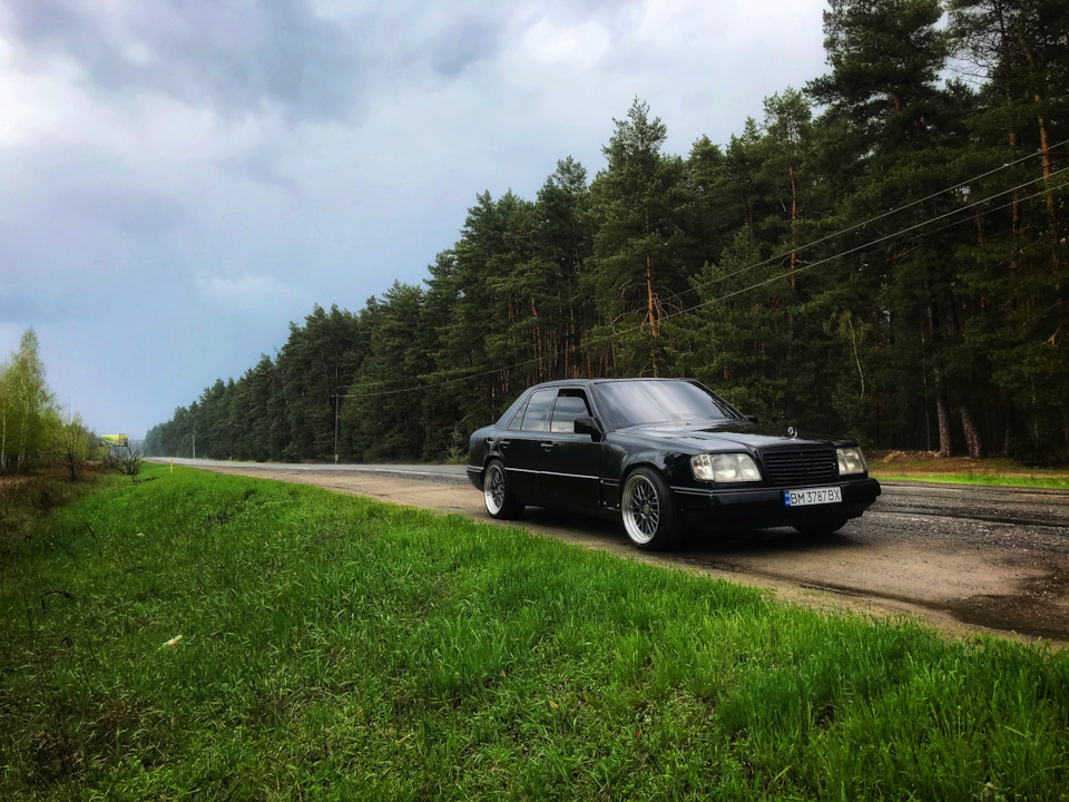 Додав на др2 свого w124 1