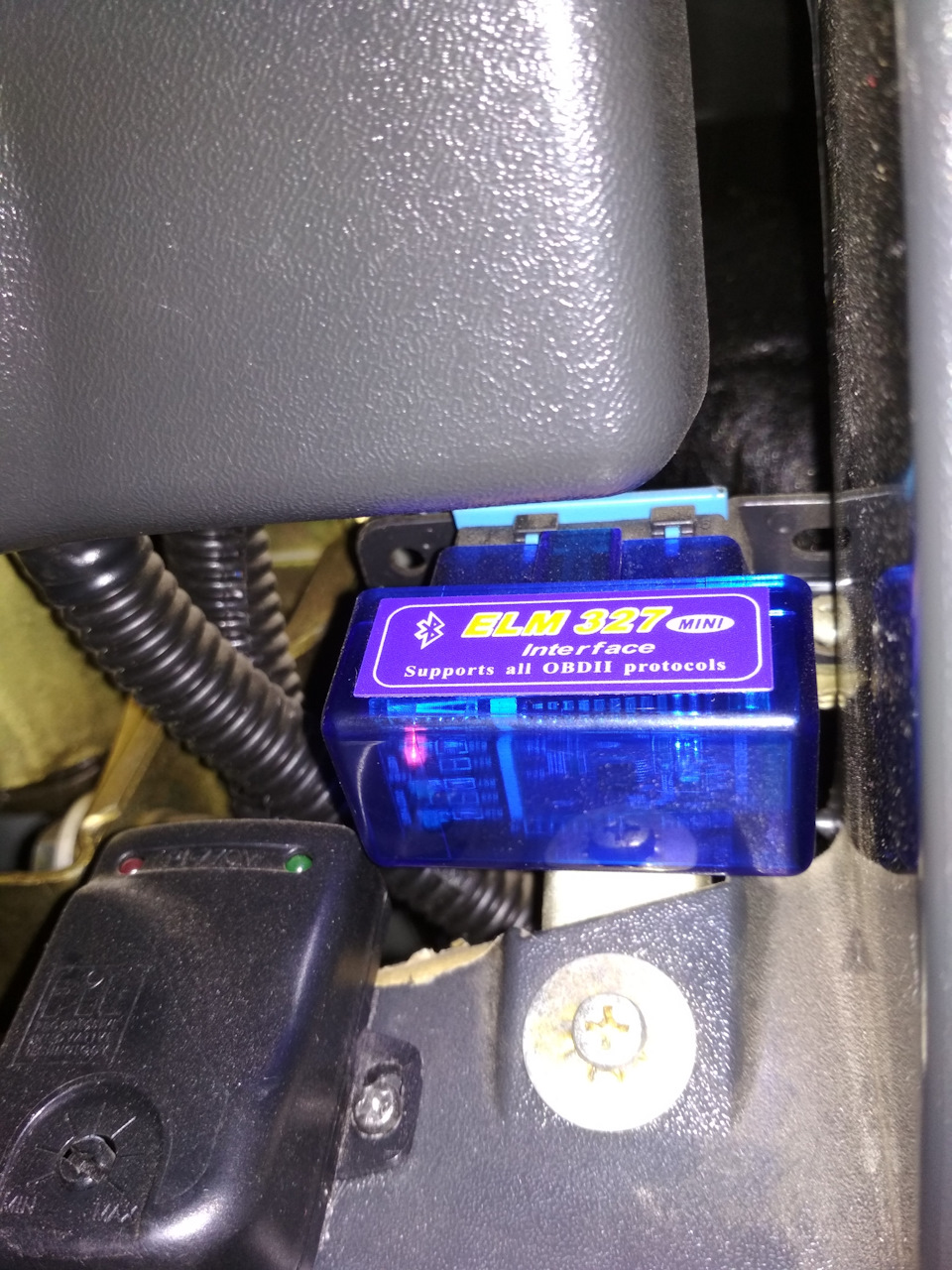 Автосканер ELM 327 версія 1.5 mini OBD2 для діагностики 4