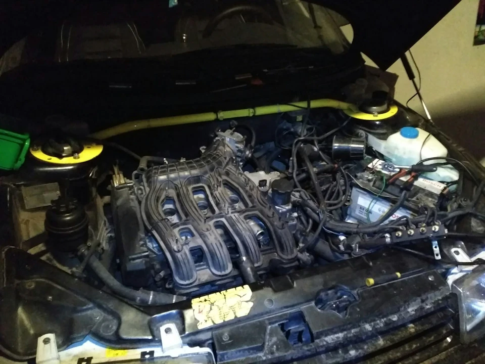 Трохи затроїла