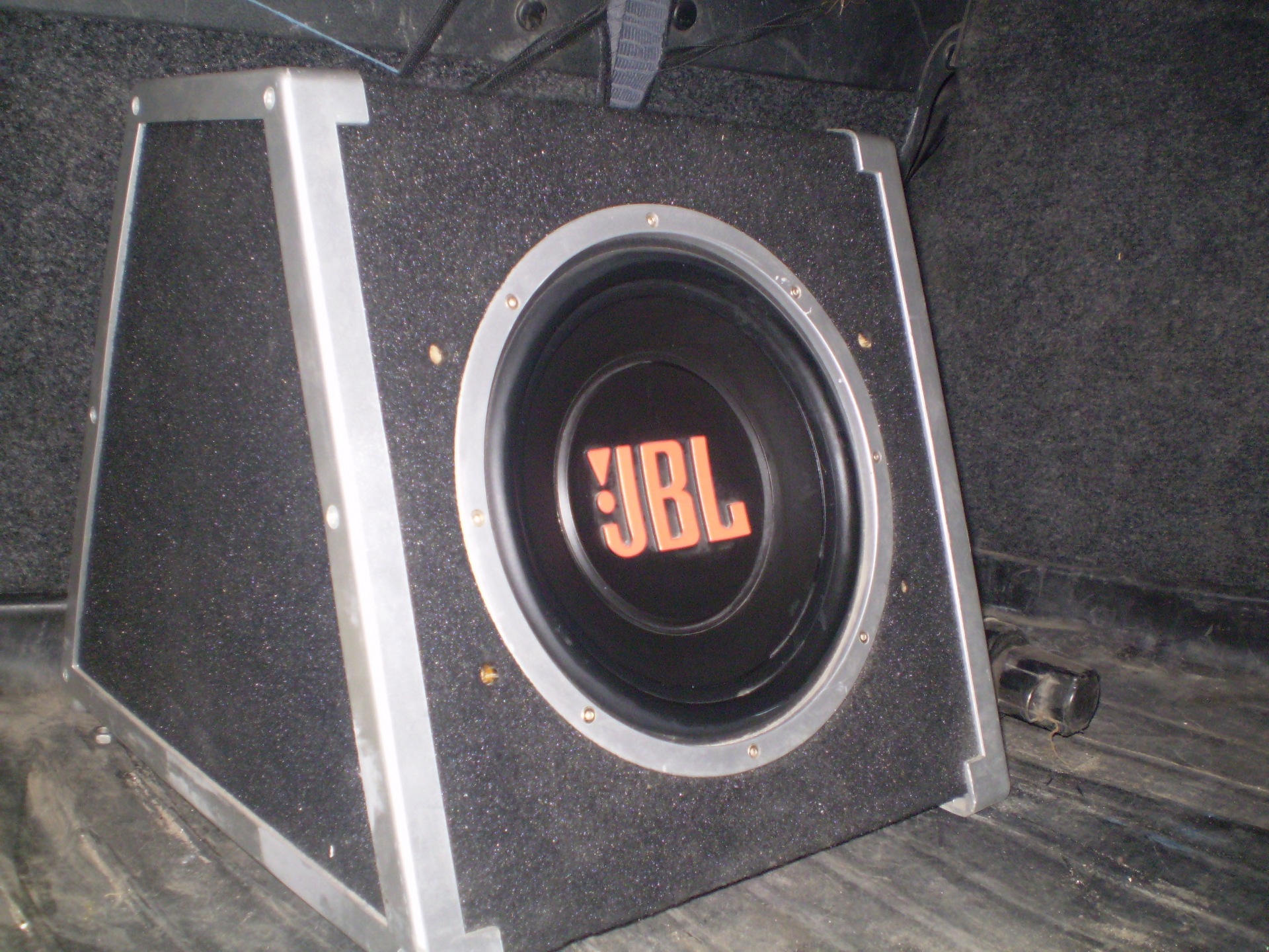 Аудіо. Саб - Jbl Gto-1200. Підсилювач - Blaupunkt GTA-2100. Голова - Pioneer DEH-P7750 2