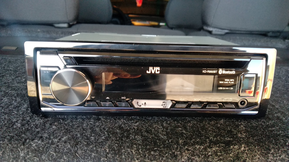 Ніштяки в тачку магнітола JVC KD-R992BT 1