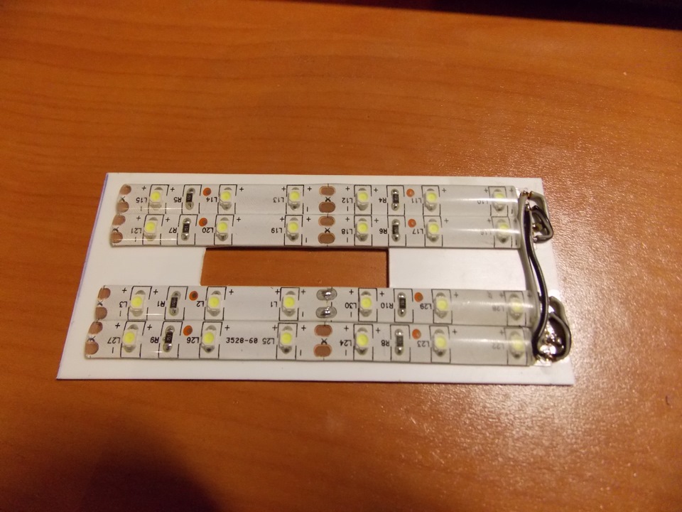 LED плафон салону 5