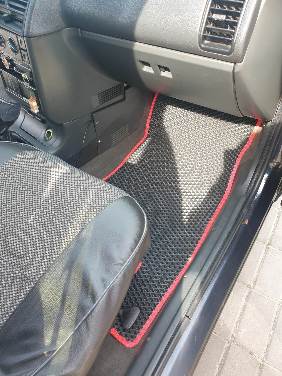 ЄВА килимки для ВАЗ 2112 1