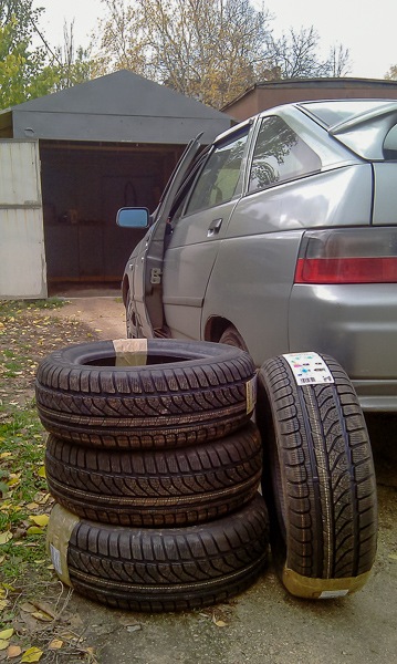 Нові зимові шини Dunlop SP WinterResponse 1