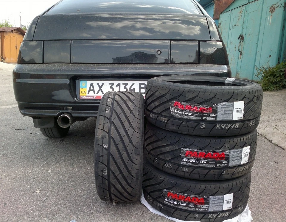 Yokohama Parada spec-2 205x40 ZR17